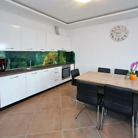 Apartman Anka بيبينيا