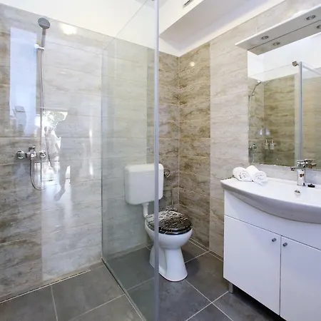 Apartman Anka شقة