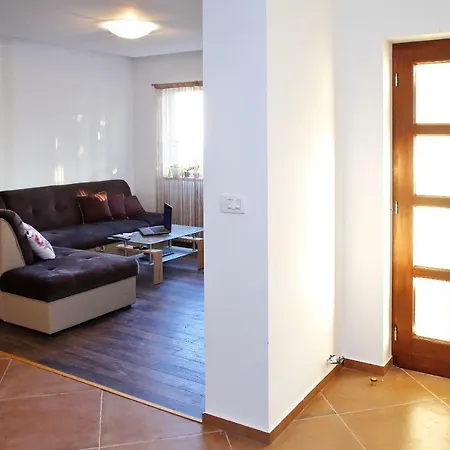 Apartman Anka * بيبينيا