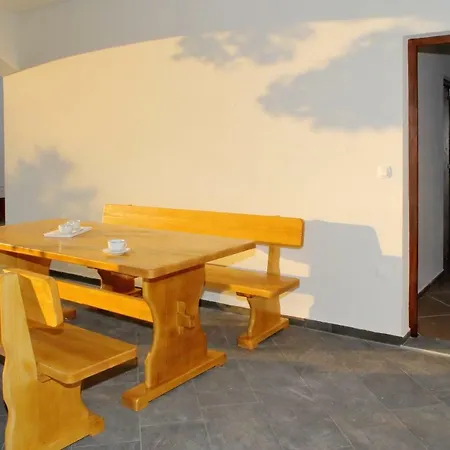 Apartman Anka شقة بيبينيا