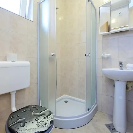 Apartman Anka شقة بيبينيا